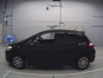 Toyota Auris 2010: Reliable Hatchback, Great Condition - Image 3